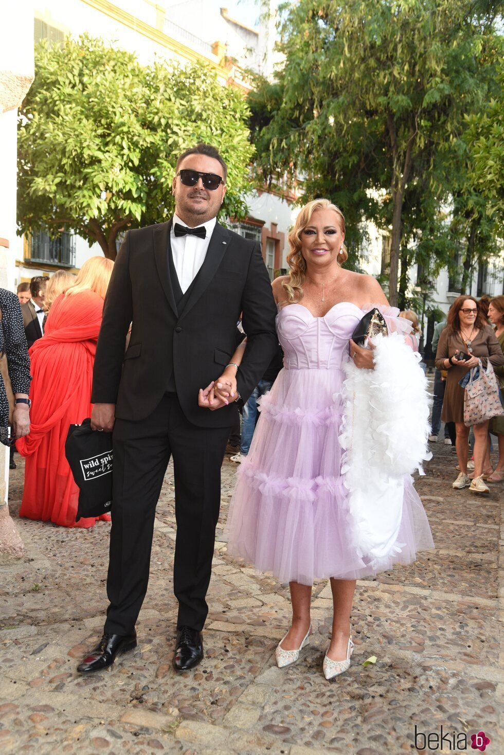 Belén Esteban y Miguel Marcos en la boda de Raúl Prieto y Joaquín Torres