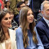 La Reina Letizia, la Infanta Sofía y el Rey Felipe en la graduación de la Princesa Leonor en el UWC Atlantic College