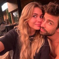 Piqué y Clara Chía en su segunda foto juntos en las redes sociales