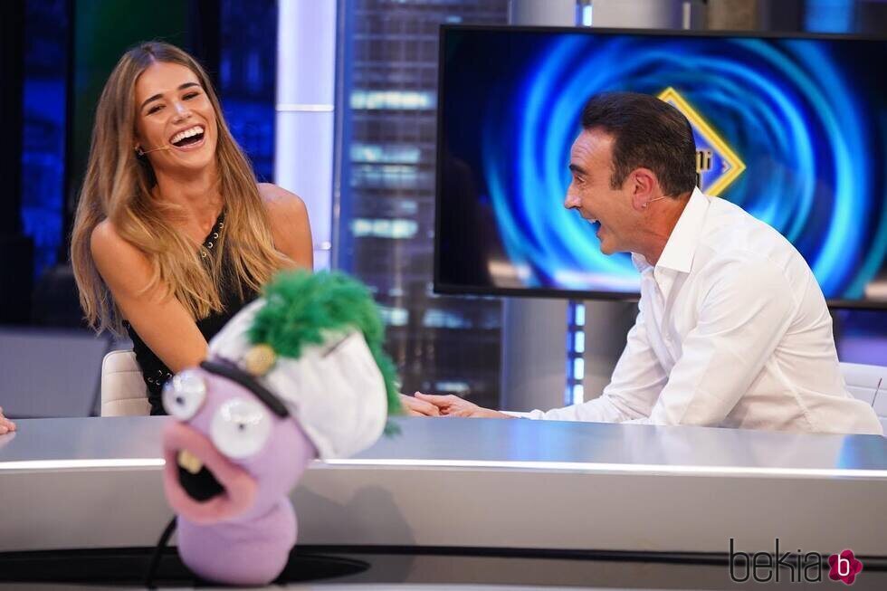 Enrique Ponce y Ana Soria divirtiéndose en 'El Hormiguero'