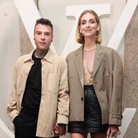 Fedez y Chiara Ferragni en el desfile de Louis Vuitton en Isola Bella