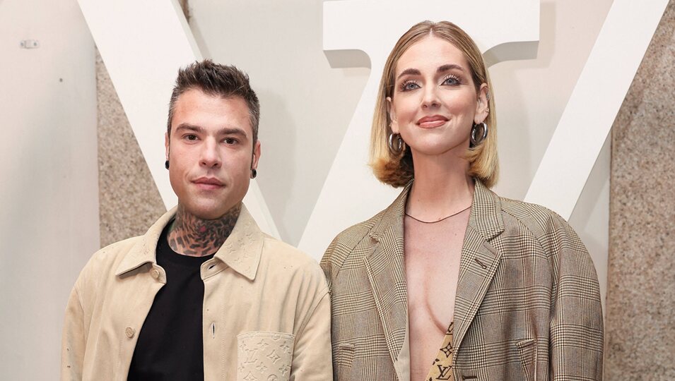 Fedez y Chiara Ferragni en el desfile de Louis Vuitton en Isola Bella