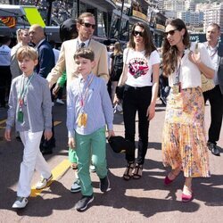 Andrea Casiraghi, Carlota Casiraghi, Tatiana Santo Domingo, Sasha Casiraghi y Raphaël Elmaleh en el Gran Premio de Mónaco 2023