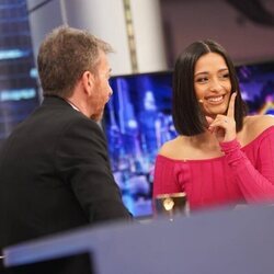 Chanel Terrero hablando con Pablo Motos en 'El Hormiguero'