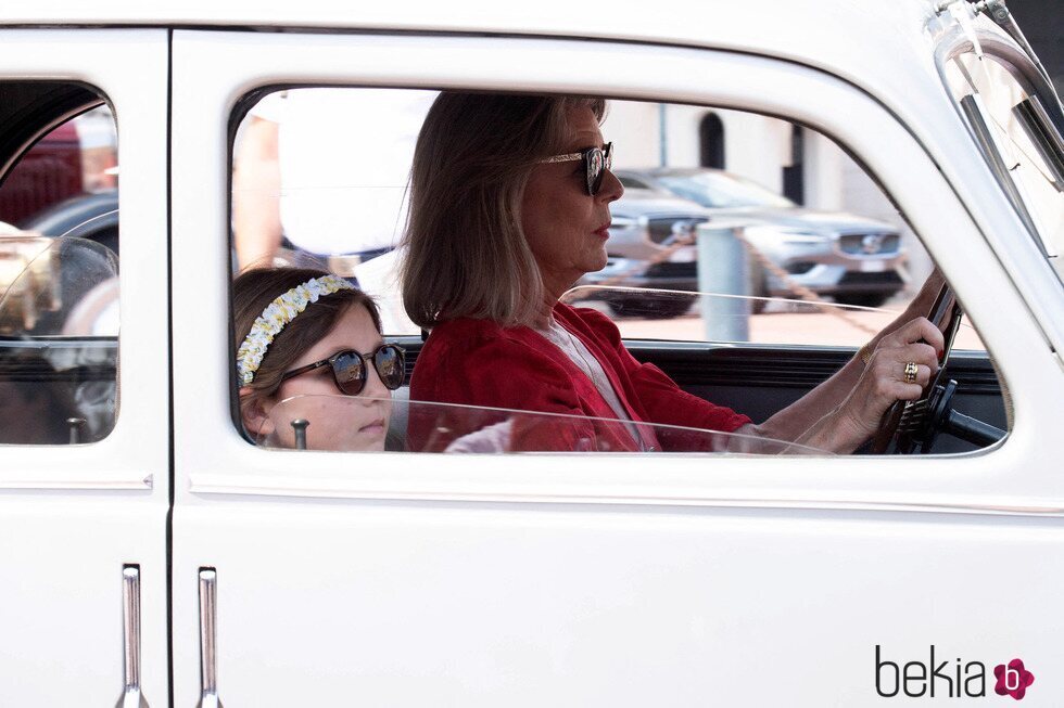 Carolina de Mónaco y su nieta India Casiraghi en el centenario de Rainiero de Mónaco