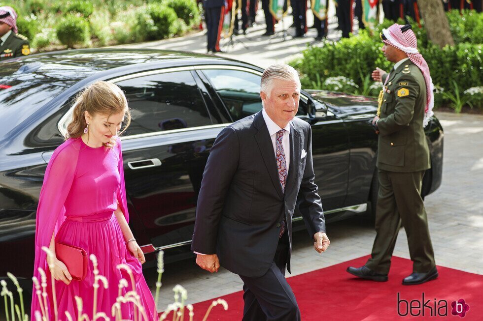 Felipe de Bélgica y Elisabeth de Bélgica a su llegada a la boda de Hussein y Rajwa de Jordania