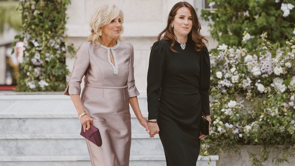 Jill Biden y Ashley Biden en la boda de Hussein y Rajwa de Jordania