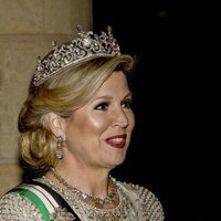 Máxima de Holanda con la tiara Stuart en la recepción por la boda de Hussein y Rajwa de Jordania