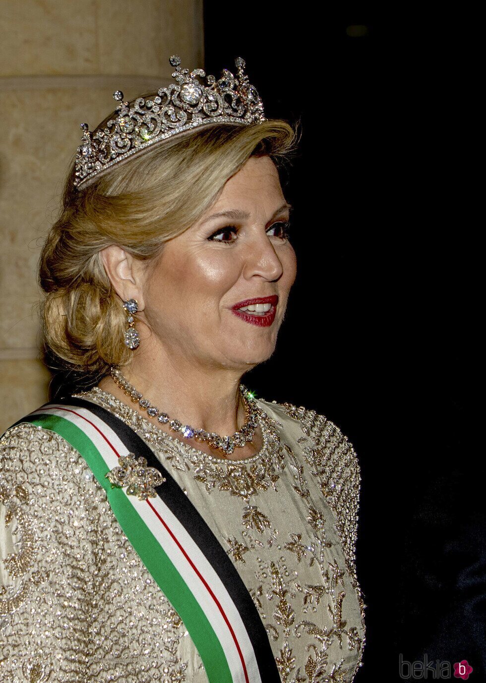 Máxima de Holanda con la tiara Stuart en la recepción por la boda de Hussein y Rajwa de Jordania