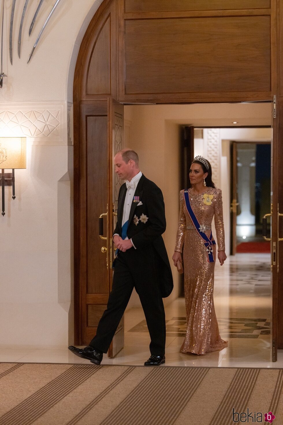 El Príncipe Guillermo y Kate Middleton en la recepción por la boda de Hussein y Rajwa de Jordania