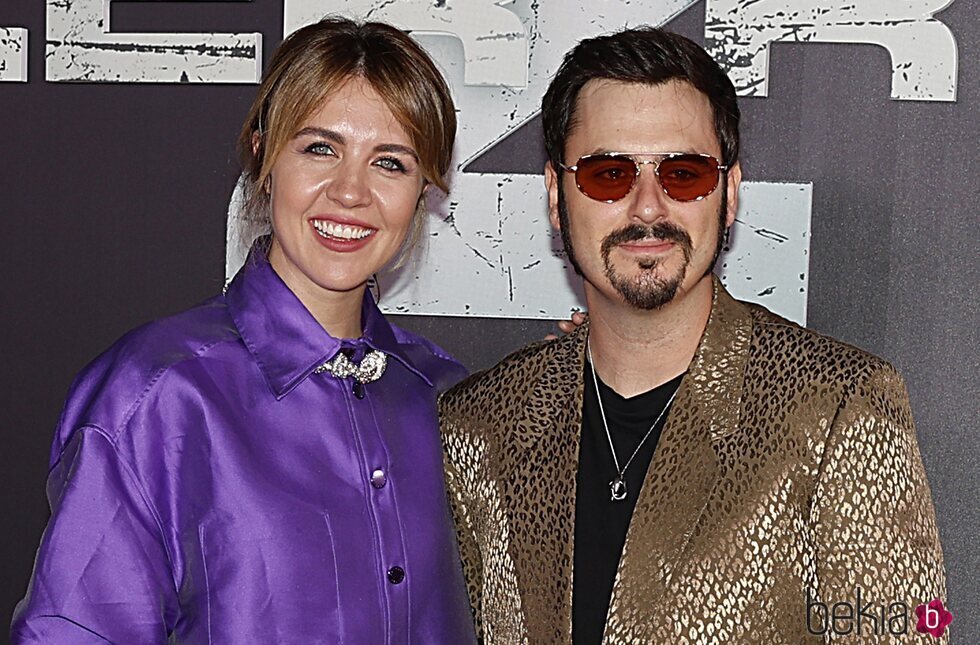 Andrea Guasch y Rubén Tajuelo en el estreno de la película 'Misión de rescate' en Madrid