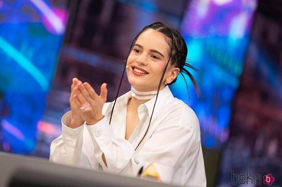 Rosalía presenta 'Tuya' en 'El Hormiguero'