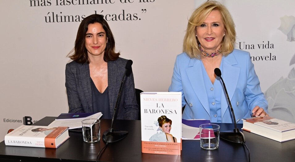 Carmen Romero y Nieves Herrero en la presentación de 'La Baronesa'