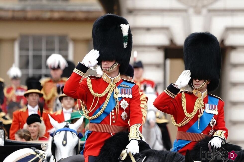 Los Príncipes Guillermo y Eduardo en el Trooping the Colour 2023