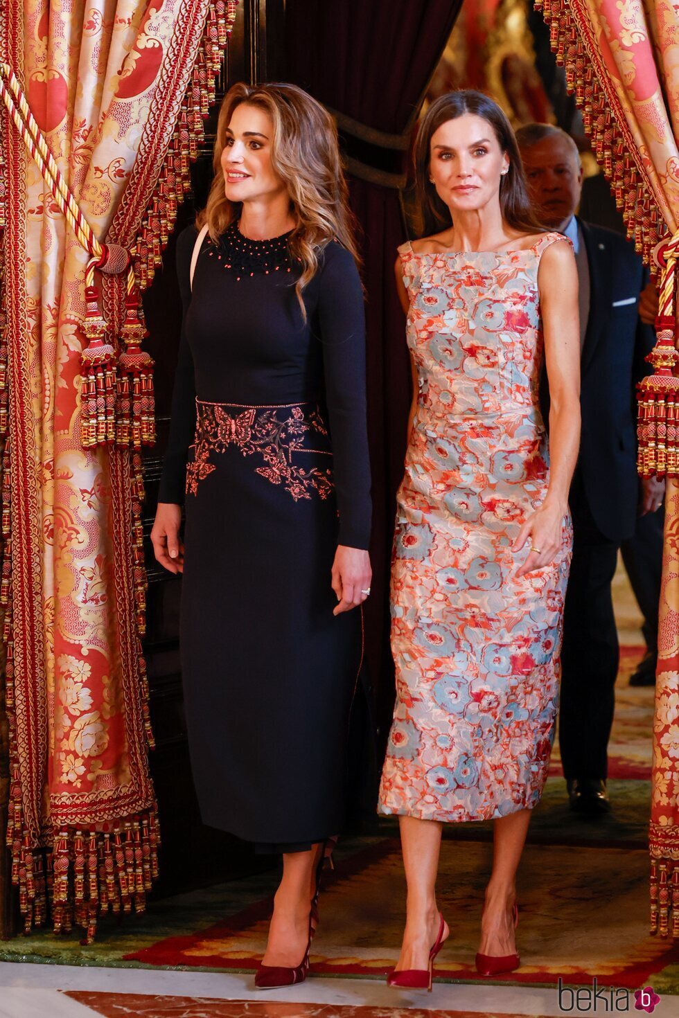 Rania de Jordania y la Reina Letizia en el almuerzo a los Reyes de Jordania en el Palacio Real