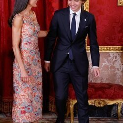 La Reina Letizia, muy atenta con Hashem de Jordania en el almuerzo a los Reyes de Jordania en el Palacio Real