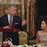 La Reina Letizia y Abdalá de Jordania en el almuerzo a los Reyes de Jordania en el Palacio Real