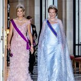 Máxima de Holanda y Matilde de Bélgica en la cena por la Visita de Estado de los Reyes de Holanda a Bélgica