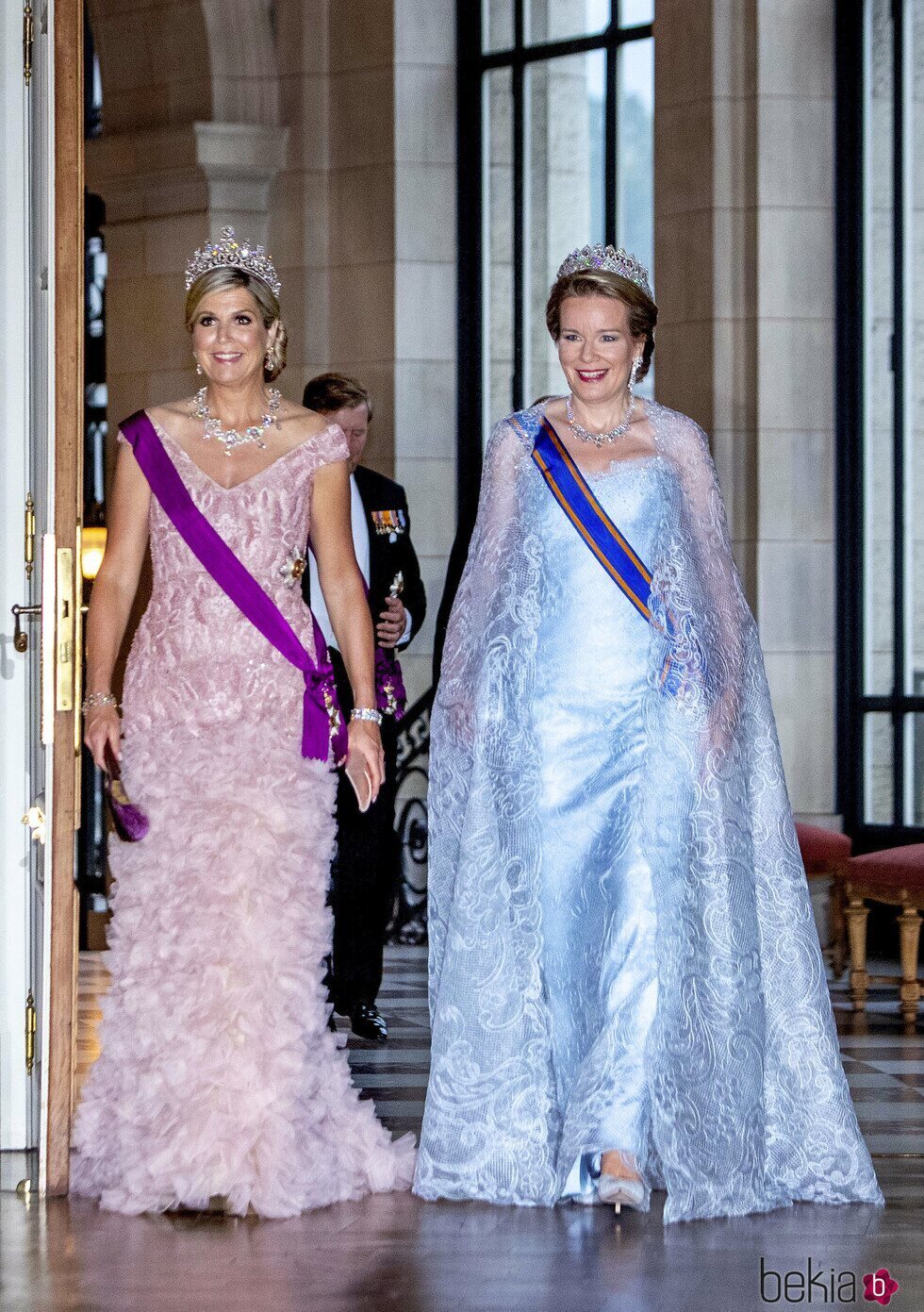 Máxima de Holanda y Matilde de Bélgica en la cena por la Visita de Estado de los Reyes de Holanda a Bélgica