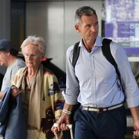 Iñaki Urdangarin, Pablo Urdangarin y Claire Liebaert en el aeropuerto de Ginebra por la graduación de Irene Urdangarin