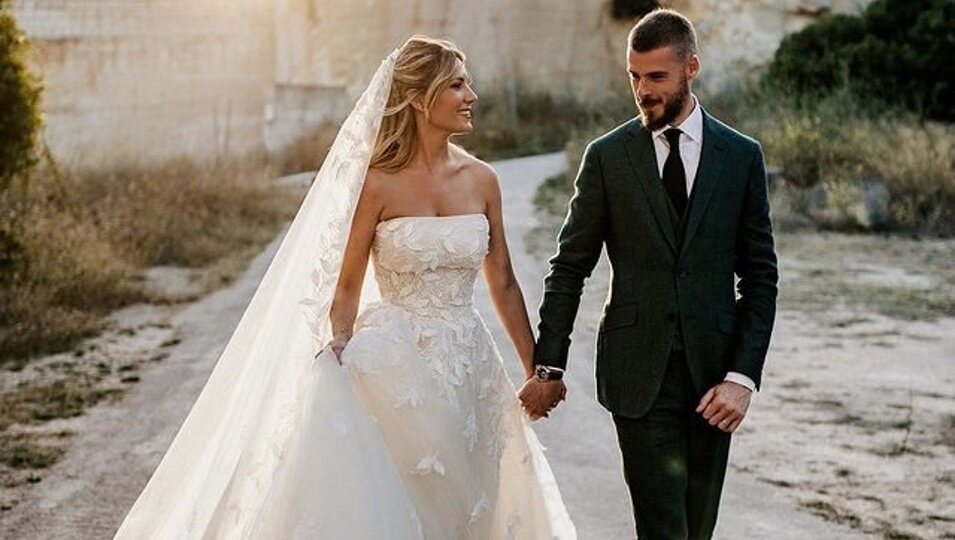 Edurne y David de Gea, agarrados de la mano tras casarse