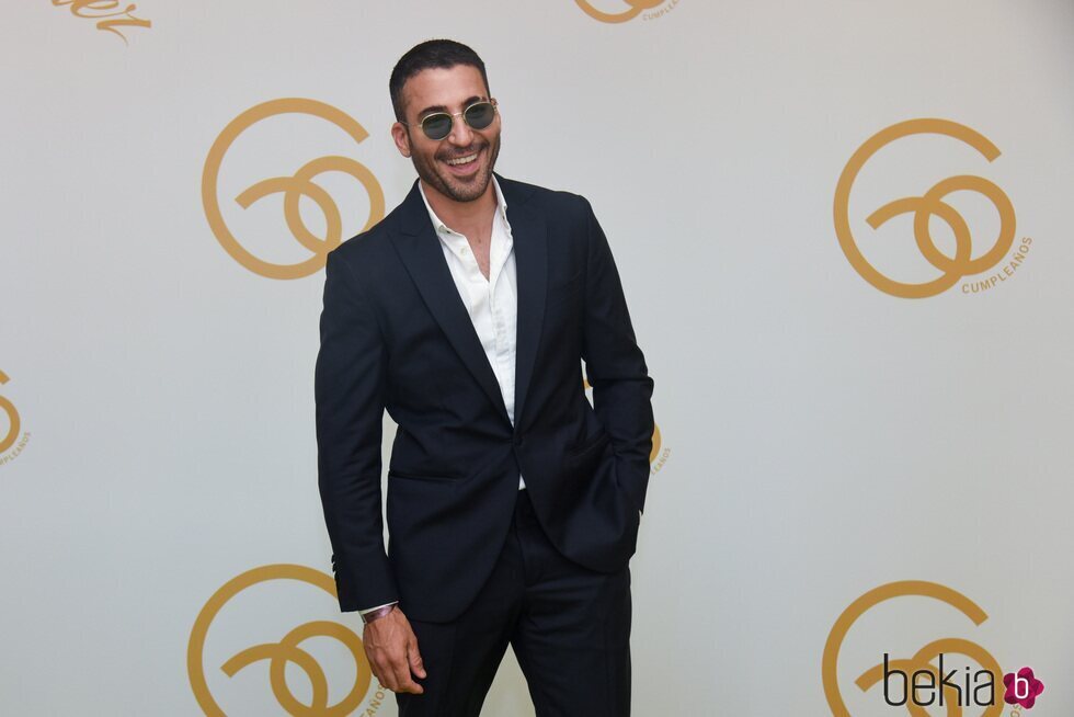 Miguel Ángel Silvestre en el cumpleaños de 'El Turronero'