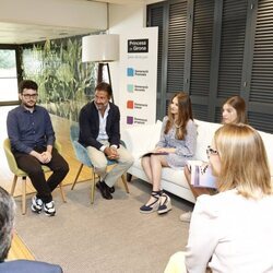 La Princesa Leonor y la Infanta Sofía en la presentación de un estudio con motivo de la entrega de los Premios Princesa de Girona 2023