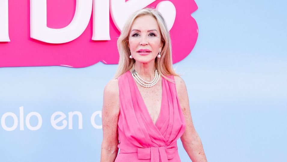 Carmen Lomana en la premiere de 'Barbie' en Madrid