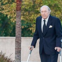 Tomás Terry llegando al tanatorio de Marta Chávarri