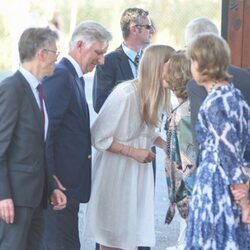 Eléonore de Bélgica saluda a la Reina Sofía en el acto por el 30 aniversario de la muerte de Balduino de Bélgica en Motril