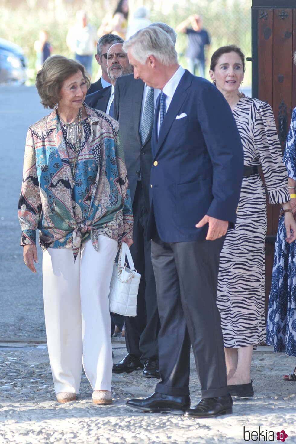 La Reina Sofía y Felipe de Bélgica, muy cómplices en el acto por el 30 aniversario de la muerte de Balduino de Bélgica