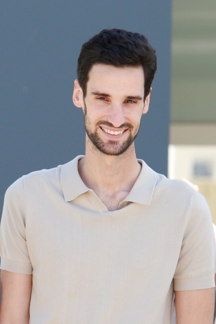 Sergio Rico, con una sonrisa tras recibir el alta hospitalaria