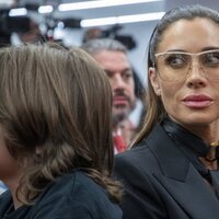 Pilar Rubio acude a la presentación de Sergio Ramos en el Sevilla FC