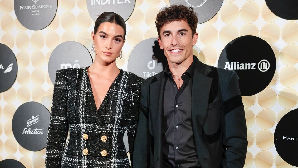 Marc Márquez con su novia Gemma Pinto en la Mercedes Benz Fashion Week