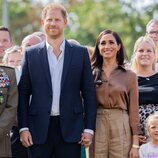 El Príncipe Harry y Meghan Markle, emocionados de la mano en los Juegos Invictus