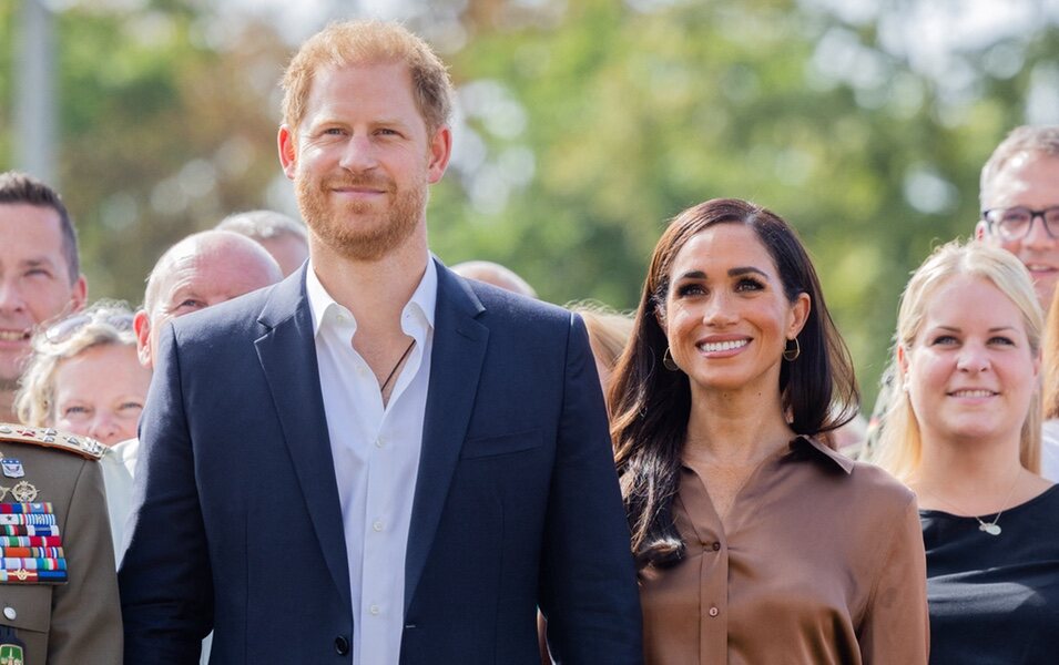 El Príncipe Harry y Meghan Markle, emocionados de la mano en los Juegos Invictus