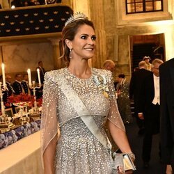 Magdalena de Suecia con la Tiara Fringe Moderna en la cena por el Jubileo de Carlos Gustavo de Suecia