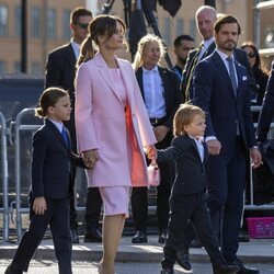 Carlos Felipe y Sofia de Suecia y sus hijos Alexander y Gabriel en el Jubileo de Carlos Gustavo de Suecia