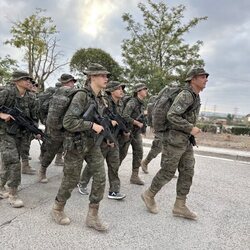 La Princesa Leonor en sus maniobras militares con sus compañeros de la Academia General Militar