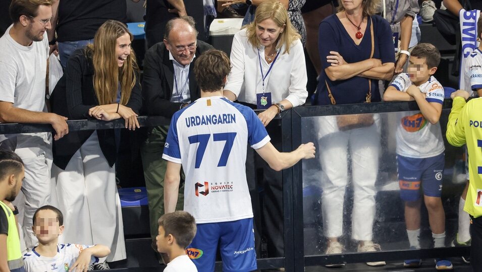 La Infanta Cristina y Pablo Urdangarin en el partido de balonmano entre el Granollers y el Barça