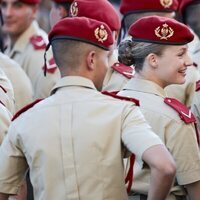 La Princesa Leonor, muy sonriente en su presentación a la Virgen del Pilar como dama cadete