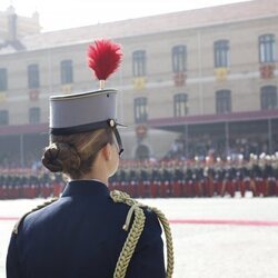 Detalle del sombrero y el moño de la Princesa Leonor en su Jura de Bandera