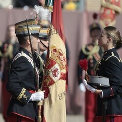 La Princesa Leonor ante la Bandera de España en su Jura de Bandera