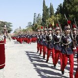 La Princesa Leonor desfilando ante el Rey Felipe VI en su Jura de Bandera