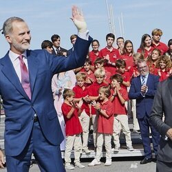 El Rey Felipe VI con la muñeca izquierda vendada en Getxo