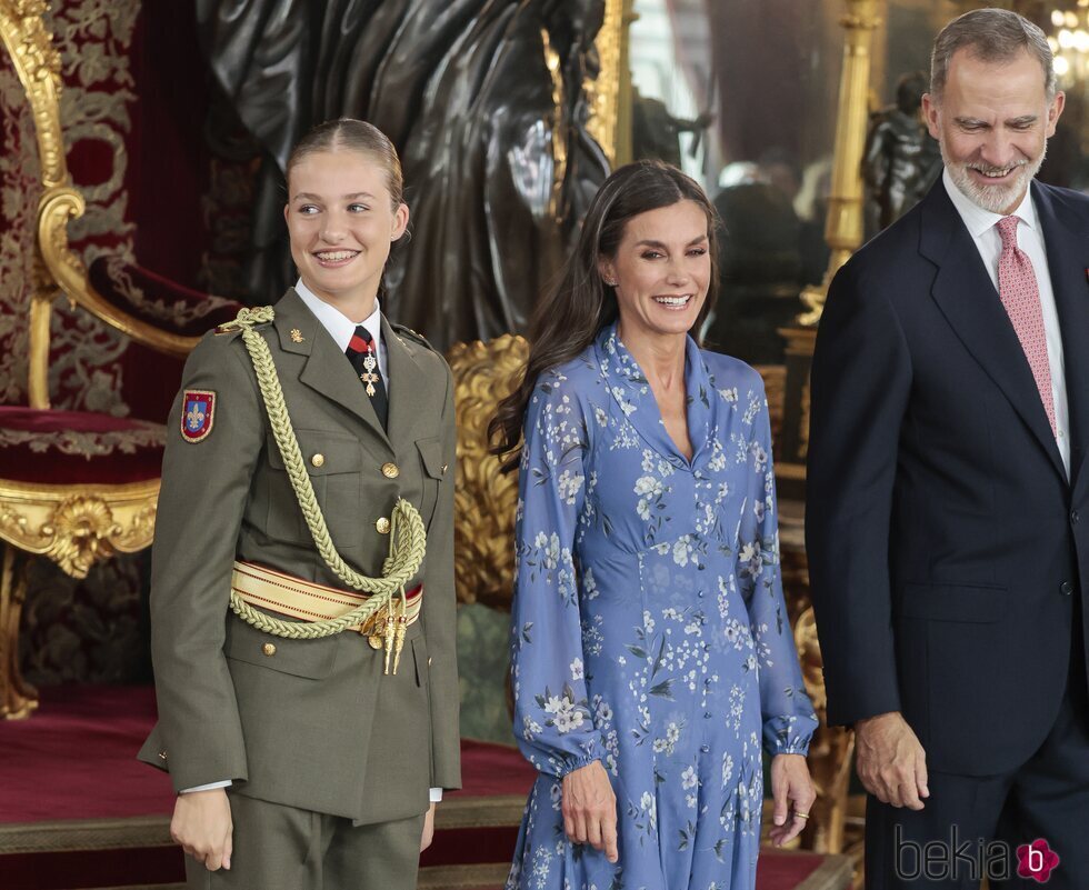 Los Reyes Felipe y Letizia y la Princesa Leonor en la recepción en el Palacio Real por el Día de la Hispanidad 2023