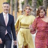 Pepe del Real, Marisa Martín Blázquez y Leticia Requejo en la boda de Isa Pantoja y Asraf Beno