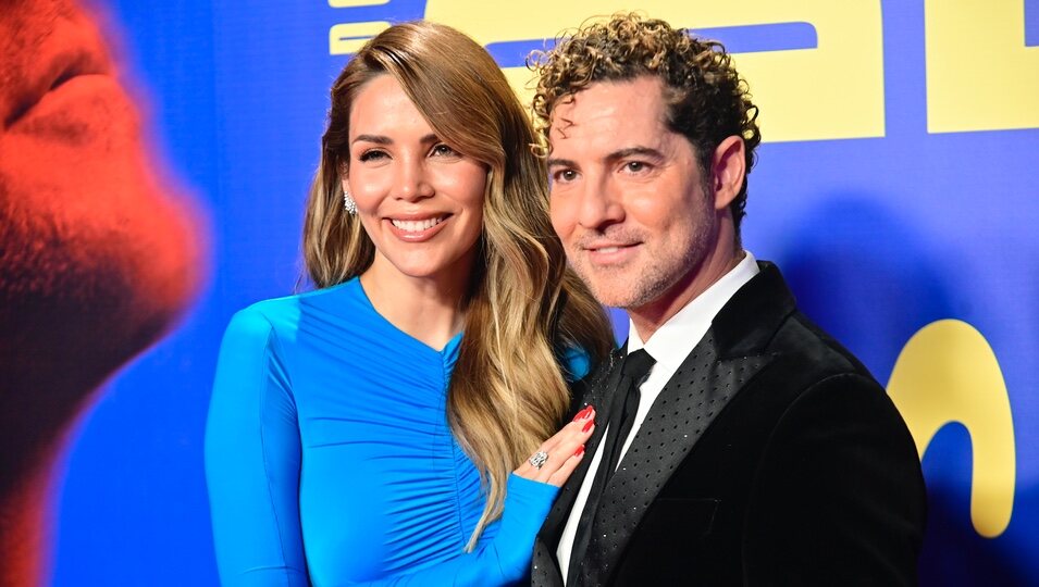 David Bisbal con Rosanna Zanetti en el estreno de su documental