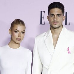 Jessica Goicoechea y Marc Bartra en la gala solidaria contra el Cáncer de Mama organizada por Elle