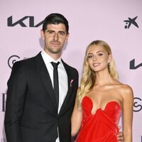 Thibaut Courtois y Mishel Gerzig en la gala solidaria contra el Cáncer de Mama organizada por Elle